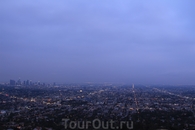Вид с Гриффинской обсерватории на ночной Лос-Анджелес. Посетить стоит обязательно