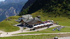 Промежкточная остановка - ресторан и пункт отдыха Hochalm на высоте 1705м