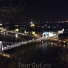 Панорама Пешта, снимала в ночи с горы Геллерта. Епископа Геллерт принял  мученическую смерть в XI-ом веке. По рассказам, с этой горы епископа скатили в ...
