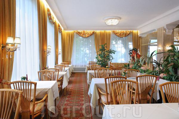 Schlosshotel Oth отель-бутик