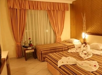 Armas Beach Hotel