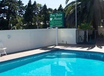 Bay Palm Motel