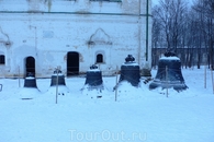 Колокола в Борисоглебском монастыре.