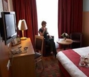 Фото Altia Hotel Neuville-en-Ferrain