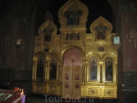 Новоафонский мужской монастырь. Иконостас пока почти пустой