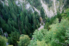 крутые утесы