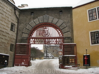 ворота в замок