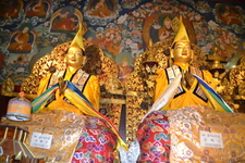 МОНАСТЫРЬ ГАНДЕН МОНАСТЫРЬ ГАНДЕН