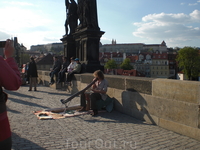 что приятно - на Карловом мосту артисты - профессионалы что приятно - на Карловом мосту артисты - профессионалы