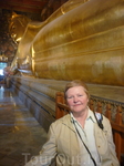 У Лежащего Будды в монастыре Ват По-Бангкок