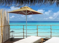 Constance Moofushi Resort