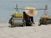 Самуи. кукурузу жарят на пляже, не варят. очень вкусно)))))))