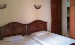 Chrysanthos Boutique