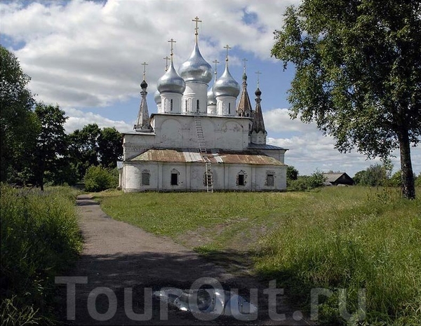 Крестовоздвиженский собор