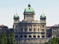 Здание Федерального Парламента в Берне