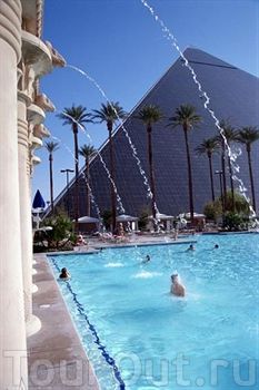 Luxor Hotel and Casino