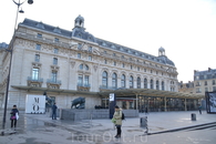 музей орсе.RER линия С, остановка Musee d’Orsay, выход со станции у входа в музей. В четверг музей работает до 21.00. Есть план музея на русском языке ...