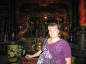 В Храме Куан Тхань