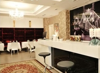 Golden City Hotel
