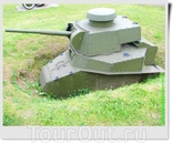 Малый танк сопровождения пехоты МС-1 (Т-18) (СССР).
Списанные танки использовались как неподвижные огневые точки в битве за Москву в 1941 году.