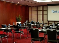 Villa Rotana Suites Villa Rotana Suites