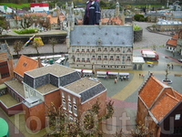 Вся Голландия в миниатюре - это макеты, а выглядит как настоящая панорамная съемка:)