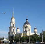 Спасо-Преображенский собор Рыбинска является кафедральным городским собором. Вид со стороны Большой Казанской улицы