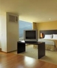 Фото Holiday Inn Express Hotel Medellin