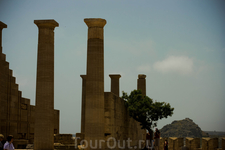 Руины портика храма Афины Линдии