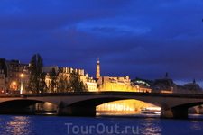 Paris by night