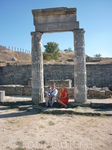 Старый Керчь. Очень интересно было не уезжая далеко за границу (допустим в Грецию) оказаться рядом с многовековыми греческими колоннами на горе Митридат.