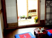 Hongranmideok Hanok