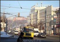 перекрёсток улиц: Карла Маркса и композиторов Воробьёвых