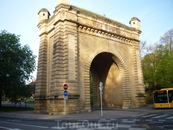Страринные ворота (Porte Serpenoise)