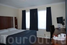 Sky Plaza Hotel Cardiff Airport