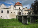 замок в селе Свирж