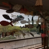 Это рыбки, изготовленные детьми на уроках природоведения в музее