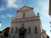Церковь Св. Екатерины. Эта иезуитская церковь - красивейшая в Загребе