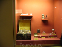 Музей парфюмерии «Fragonard», тут конечно же самое интересное это магазин. Нас не так экскурсия интересовала, как сам магазин =). Денег мы там оставили ...