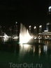 Поющий фонтан возле Бурдж Калифа и Дубай-молл