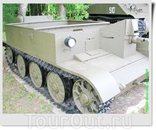 Бронетранспортёр Universal Carrier (Великобритания).
На данном бронетранспортёре установлена огнемётная установка Mk-II WASP.