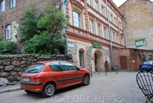 у гостиницы у гостиницы