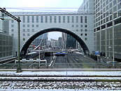 Это въезд в Гаагу, вид из окна поезда.