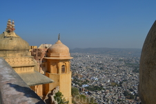 Вид на Джайпур с Тигриного форта