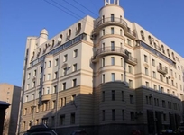 B&B Petrogradskiy