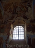 Троицкий собор. Здесь сохранилась настенная роспись XVII века.