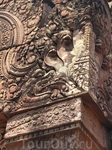 Banteay Srei.Наги