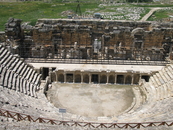 Древний греко-римский театр, где проходили гладиаторские бои. Хиераполис.