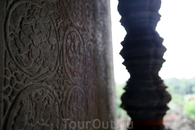 Шикарные барельефы буквально пропитали все строения Ангкор-Ват