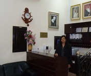 Al Commodore Suites